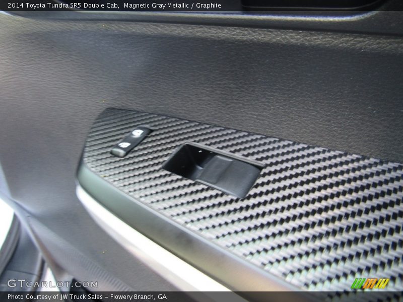Magnetic Gray Metallic / Graphite 2014 Toyota Tundra SR5 Double Cab