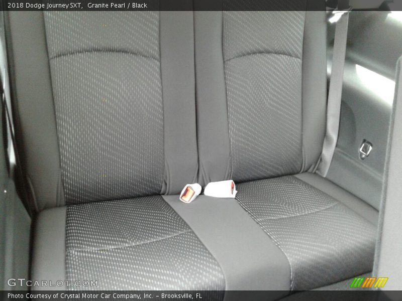 Granite Pearl / Black 2018 Dodge Journey SXT