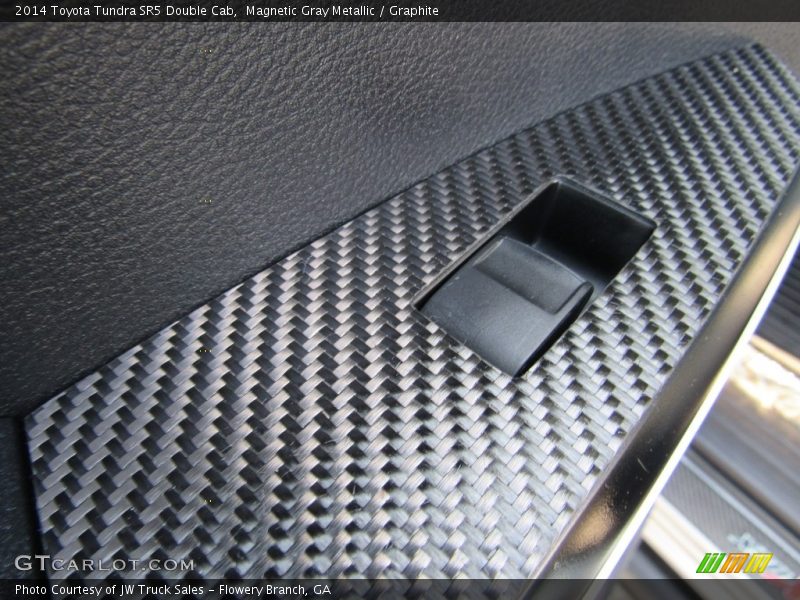 Magnetic Gray Metallic / Graphite 2014 Toyota Tundra SR5 Double Cab