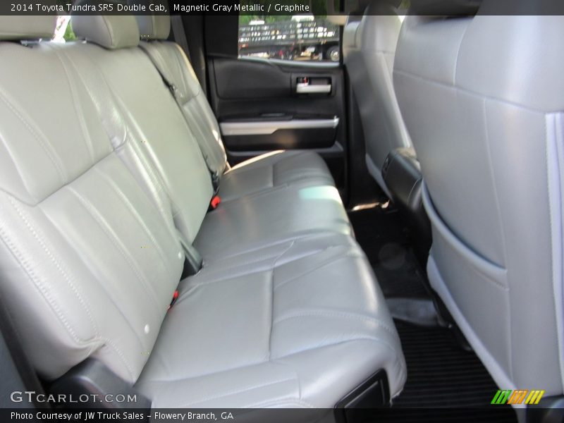 Magnetic Gray Metallic / Graphite 2014 Toyota Tundra SR5 Double Cab