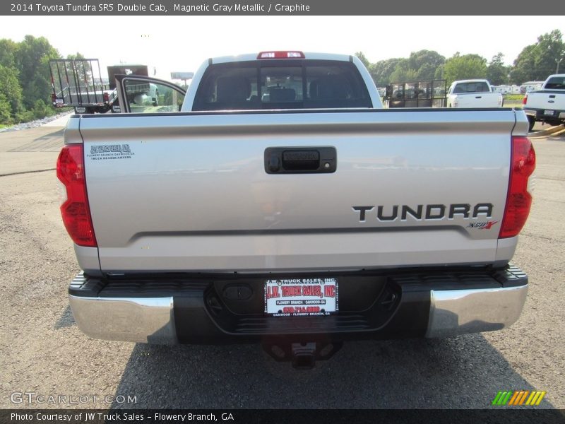 Magnetic Gray Metallic / Graphite 2014 Toyota Tundra SR5 Double Cab