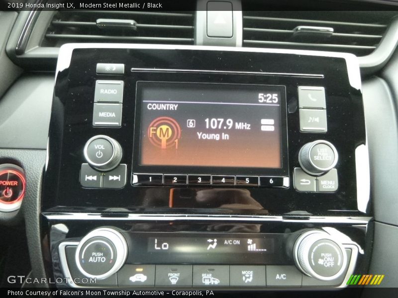 Controls of 2019 Insight LX