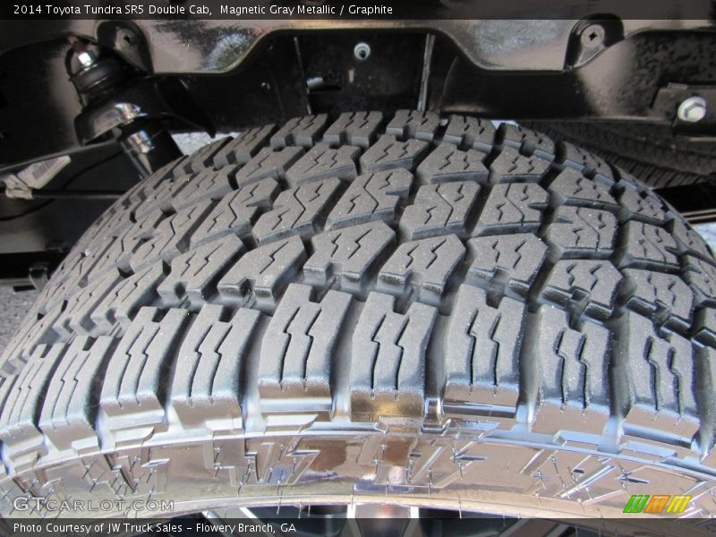 Magnetic Gray Metallic / Graphite 2014 Toyota Tundra SR5 Double Cab