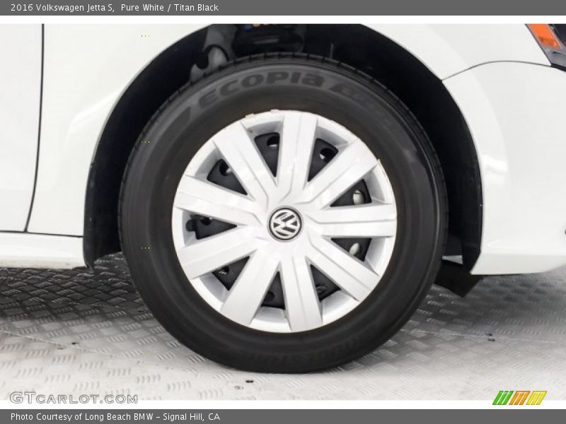 Pure White / Titan Black 2016 Volkswagen Jetta S