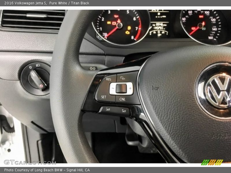 Pure White / Titan Black 2016 Volkswagen Jetta S