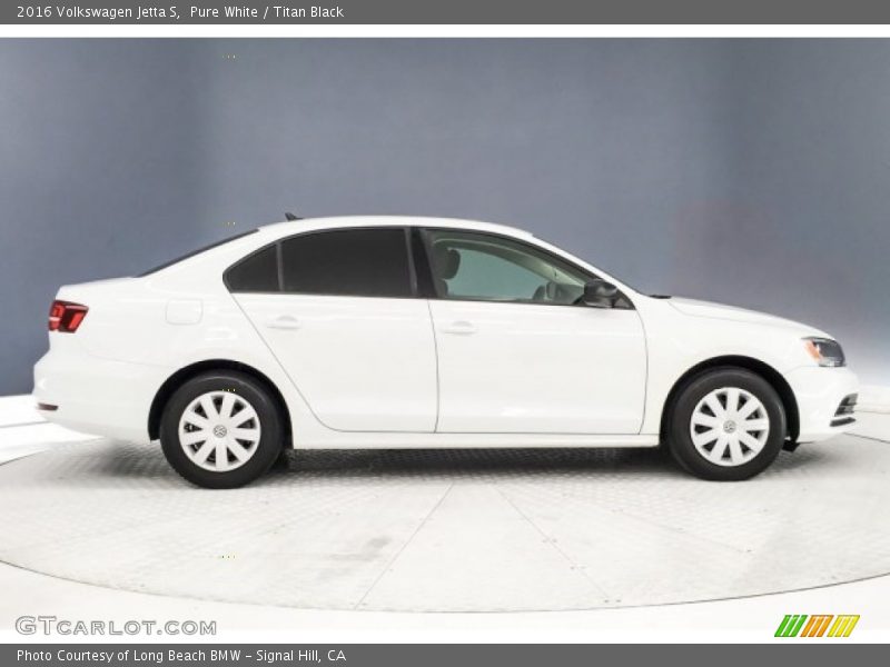 Pure White / Titan Black 2016 Volkswagen Jetta S