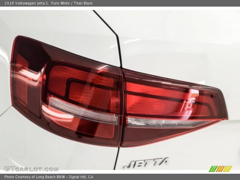 Pure White / Titan Black 2016 Volkswagen Jetta S