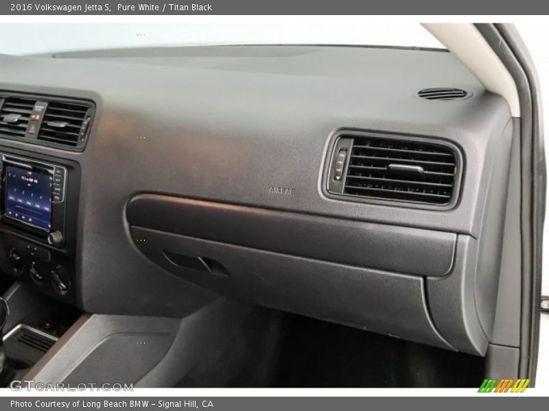 Pure White / Titan Black 2016 Volkswagen Jetta S
