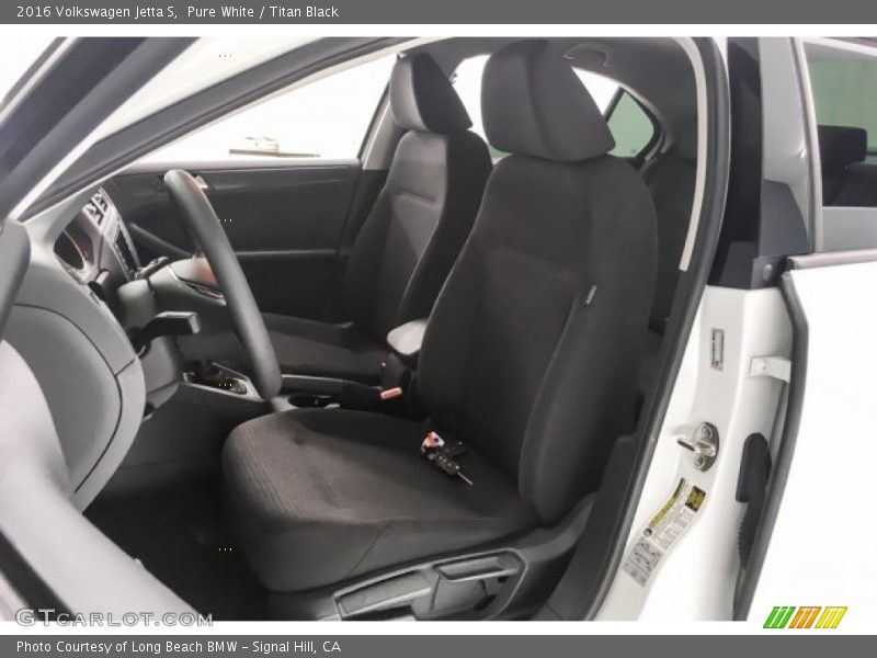 Pure White / Titan Black 2016 Volkswagen Jetta S