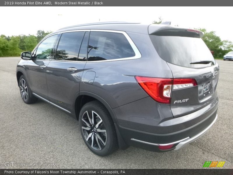 Modern Steel Metallic / Black 2019 Honda Pilot Elite AWD