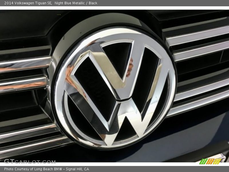 Night Blue Metallic / Black 2014 Volkswagen Tiguan SE