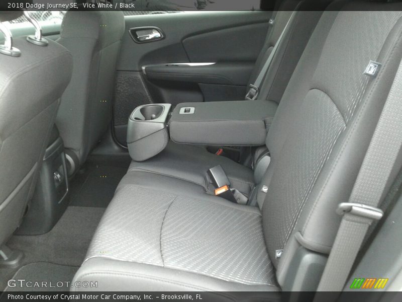 Vice White / Black 2018 Dodge Journey SE