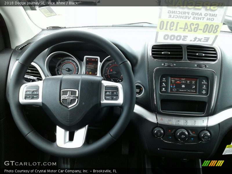 Vice White / Black 2018 Dodge Journey SE