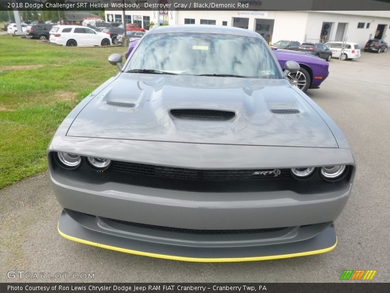 Destroyer Gray / Black/Demonic Red 2018 Dodge Challenger SRT Hellcat Widebody