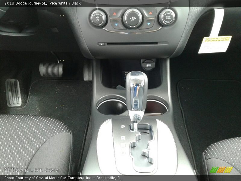 Vice White / Black 2018 Dodge Journey SE
