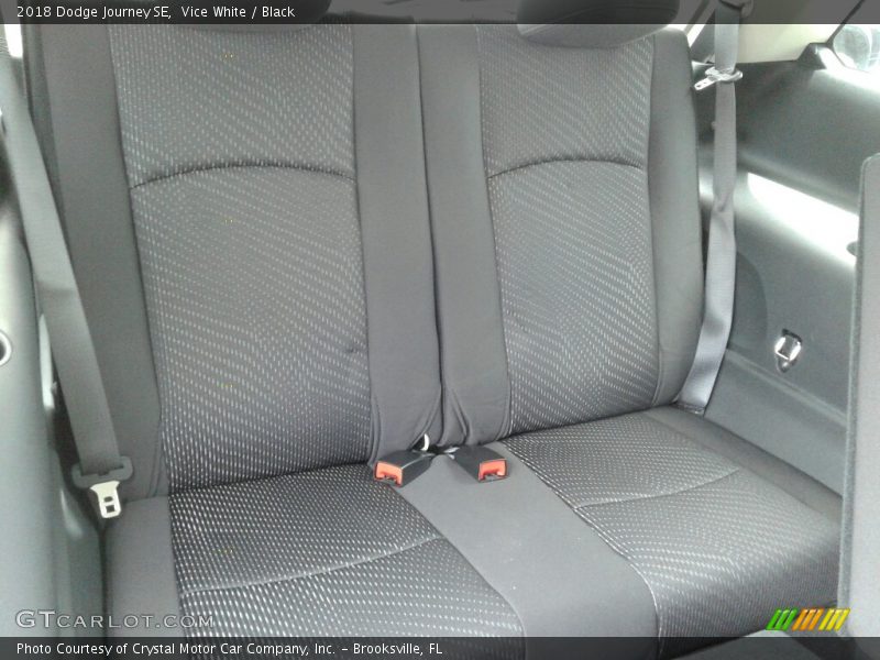 Vice White / Black 2018 Dodge Journey SE