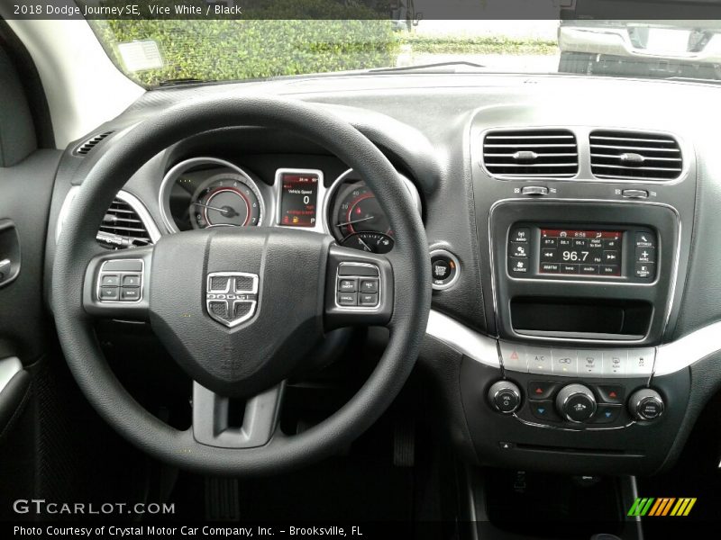 Vice White / Black 2018 Dodge Journey SE
