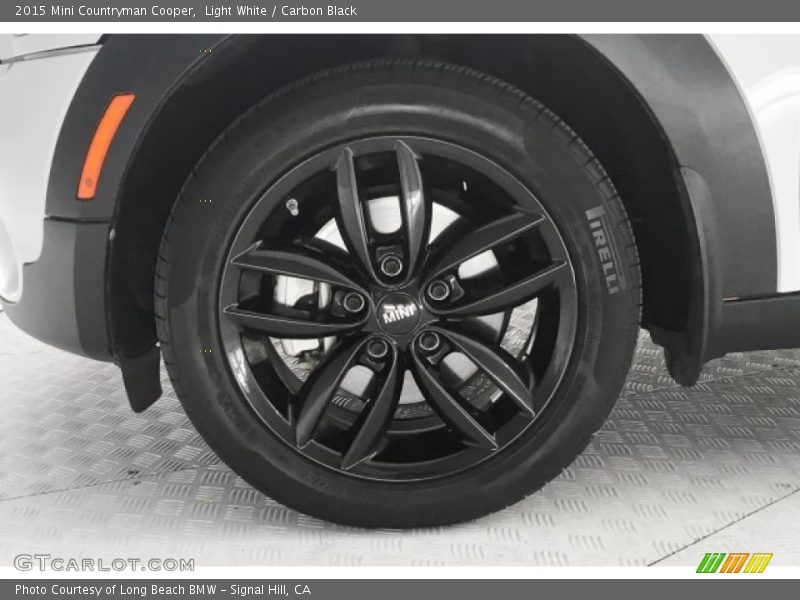Light White / Carbon Black 2015 Mini Countryman Cooper