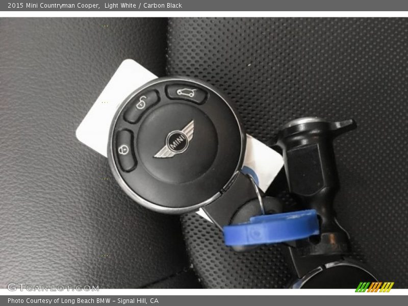 Light White / Carbon Black 2015 Mini Countryman Cooper