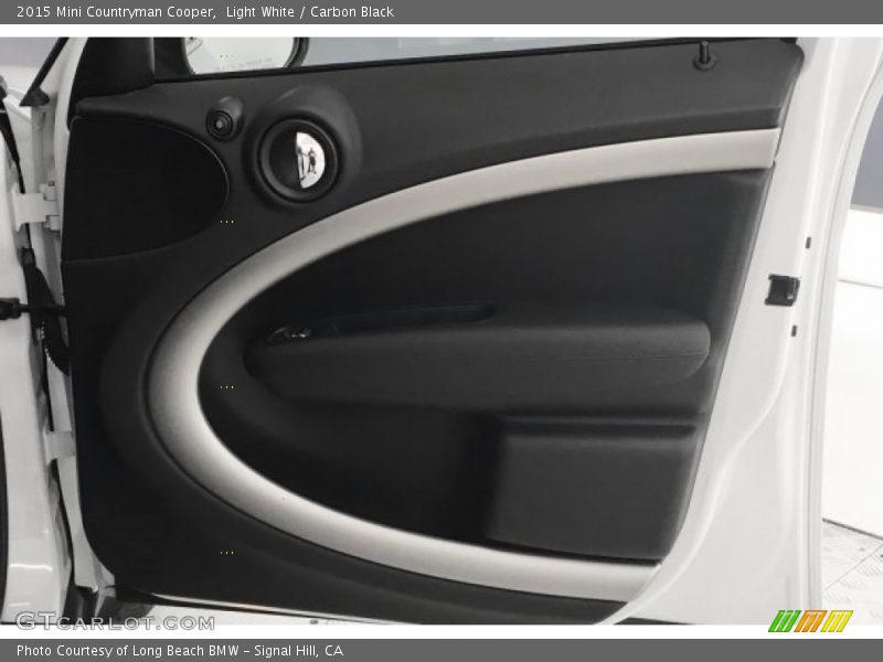 Light White / Carbon Black 2015 Mini Countryman Cooper