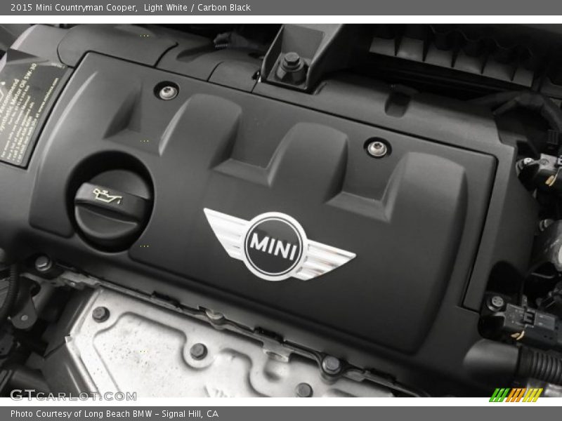 Light White / Carbon Black 2015 Mini Countryman Cooper