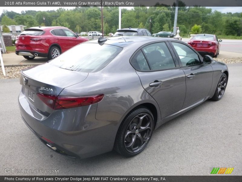 Vesuvio Gray Metallic / Black/Dark Gray 2018 Alfa Romeo Giulia Ti AWD