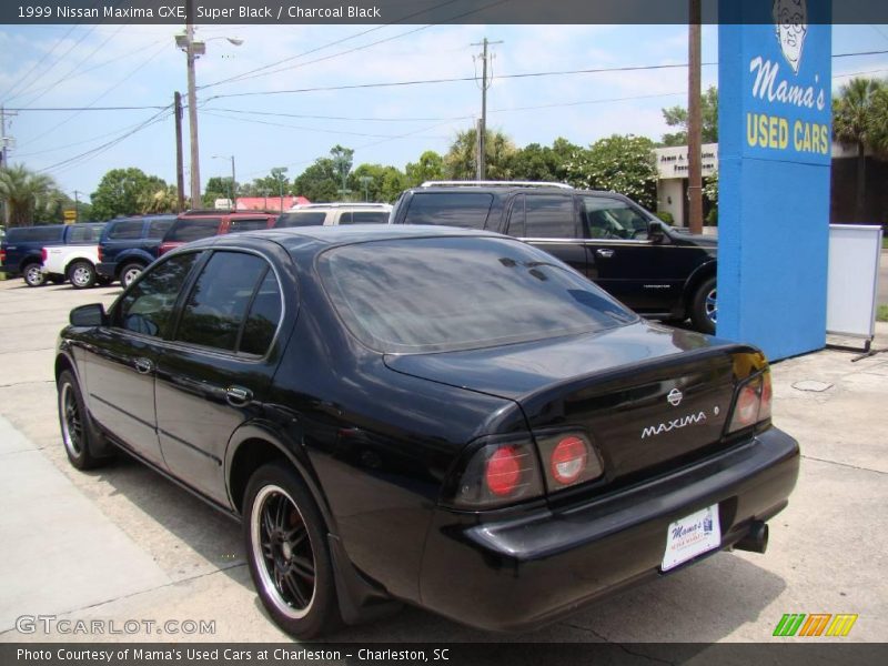 Super Black / Charcoal Black 1999 Nissan Maxima GXE