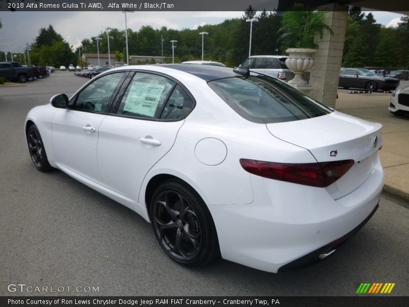 Alfa White / Black/Tan 2018 Alfa Romeo Giulia Ti AWD