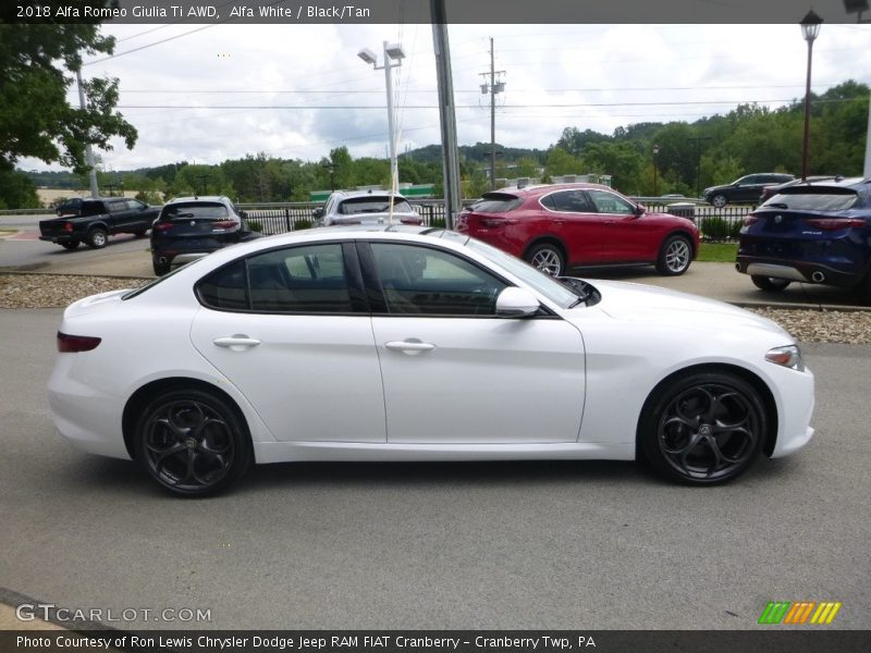 Alfa White / Black/Tan 2018 Alfa Romeo Giulia Ti AWD