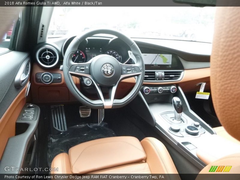 Alfa White / Black/Tan 2018 Alfa Romeo Giulia Ti AWD