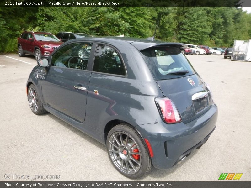 Metallo Gray / Nero/Rosso (Black/Red) 2018 Fiat 500 Abarth