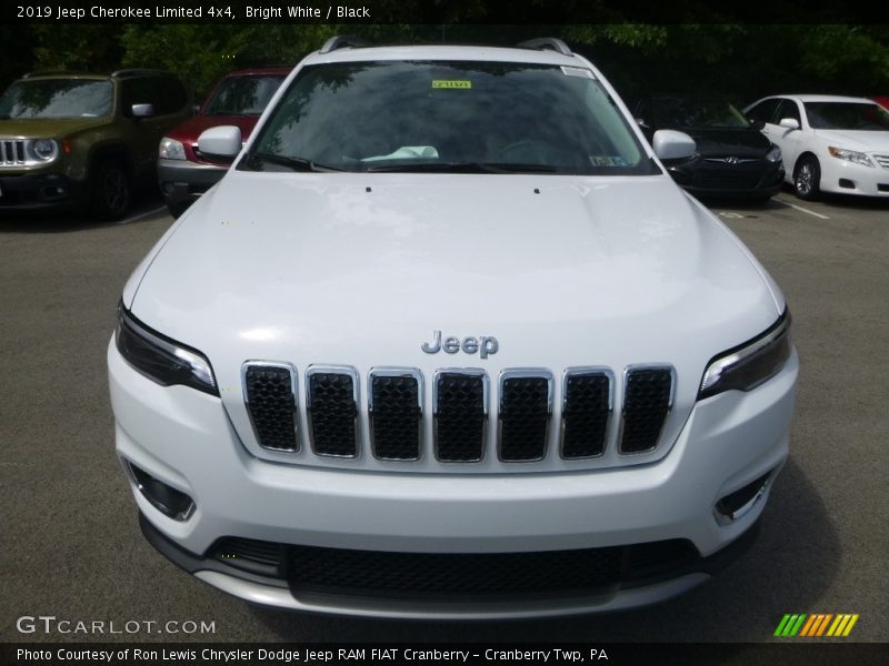 Bright White / Black 2019 Jeep Cherokee Limited 4x4