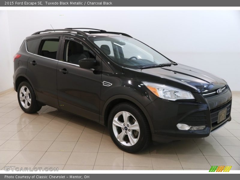 Tuxedo Black Metallic / Charcoal Black 2015 Ford Escape SE