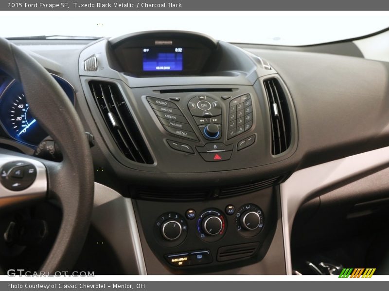 Tuxedo Black Metallic / Charcoal Black 2015 Ford Escape SE