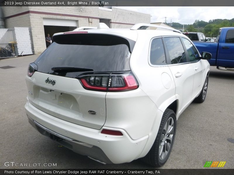 Bright White / Black/Tan 2019 Jeep Cherokee Overland 4x4