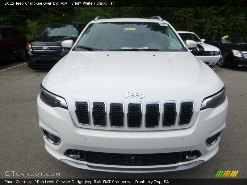 Bright White / Black/Tan 2019 Jeep Cherokee Overland 4x4