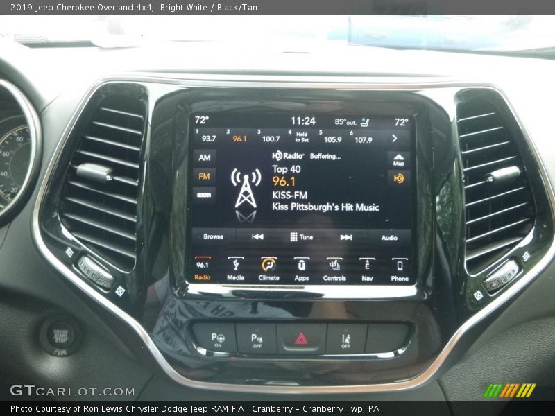 Bright White / Black/Tan 2019 Jeep Cherokee Overland 4x4
