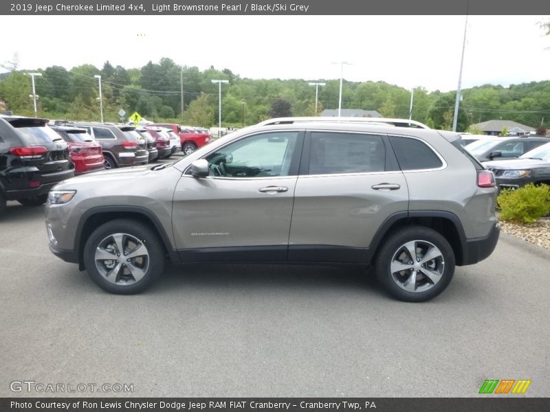 Light Brownstone Pearl / Black/Ski Grey 2019 Jeep Cherokee Limited 4x4