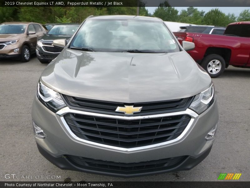 Pepperdust Metallic / Jet Black 2019 Chevrolet Equinox LT AWD