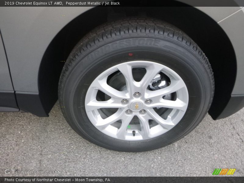 Pepperdust Metallic / Jet Black 2019 Chevrolet Equinox LT AWD