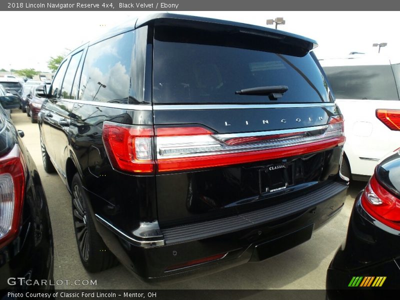 Black Velvet / Ebony 2018 Lincoln Navigator Reserve 4x4