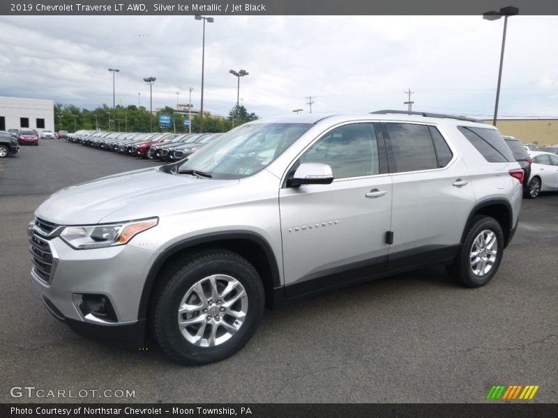 Silver Ice Metallic / Jet Black 2019 Chevrolet Traverse LT AWD