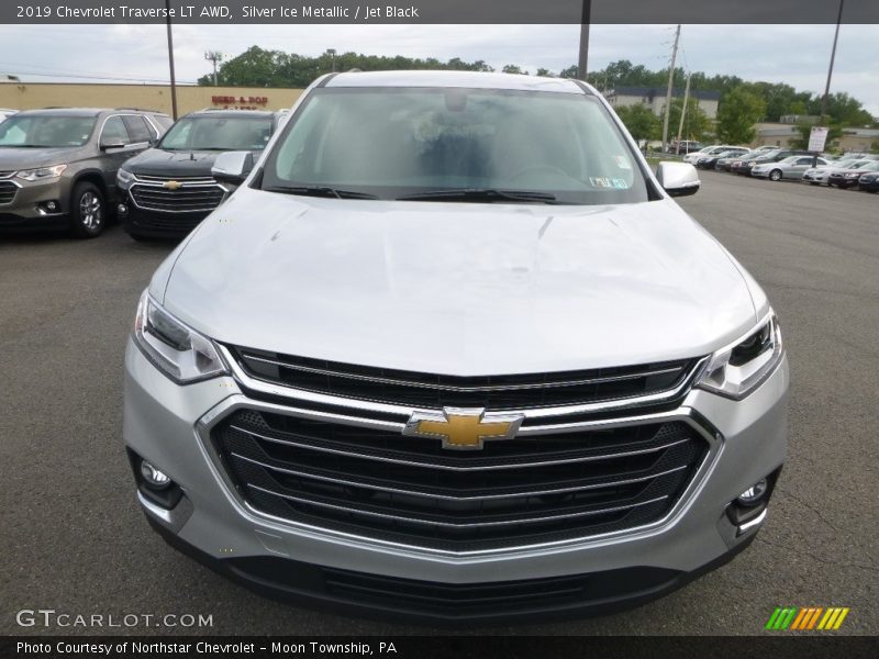 Silver Ice Metallic / Jet Black 2019 Chevrolet Traverse LT AWD