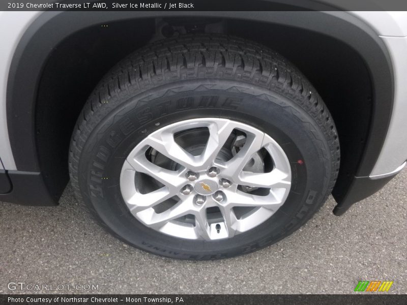 Silver Ice Metallic / Jet Black 2019 Chevrolet Traverse LT AWD