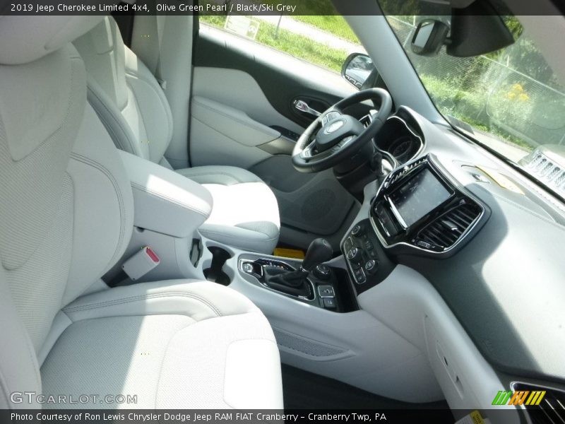 Olive Green Pearl / Black/Ski Grey 2019 Jeep Cherokee Limited 4x4