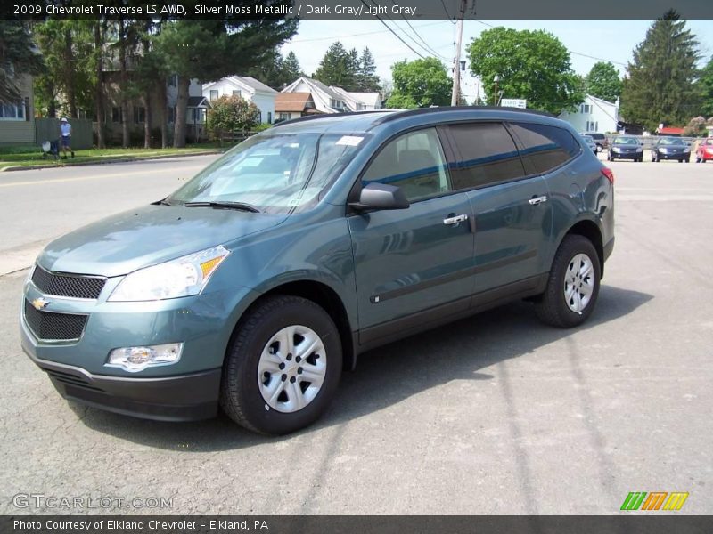 Silver Moss Metallic / Dark Gray/Light Gray 2009 Chevrolet Traverse LS AWD