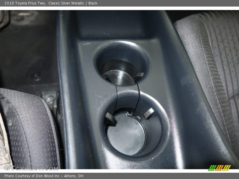 Classic Silver Metallic / Black 2016 Toyota Prius Two
