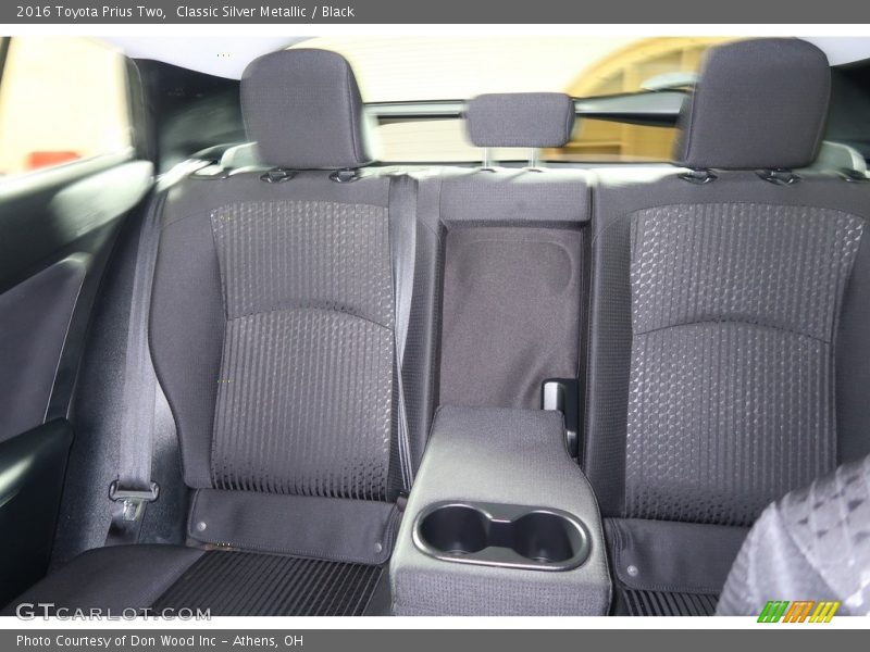 Classic Silver Metallic / Black 2016 Toyota Prius Two