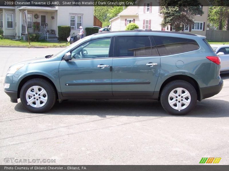 Silver Moss Metallic / Dark Gray/Light Gray 2009 Chevrolet Traverse LS AWD