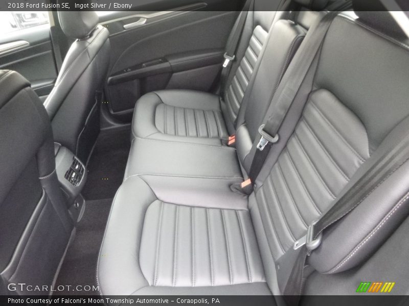 Ingot Silver / Ebony 2018 Ford Fusion SE